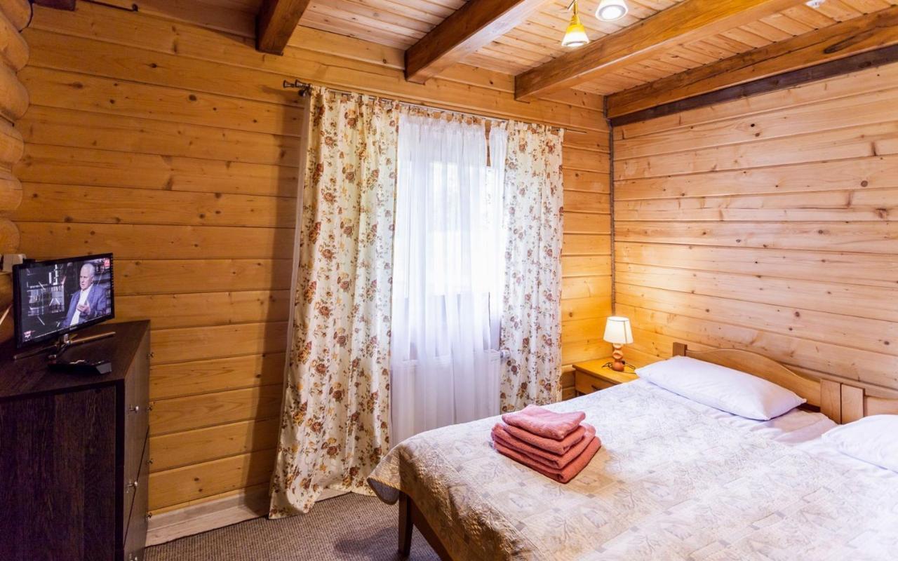 Hotel Tsarynka Eco Complex à Slavsko Extérieur photo